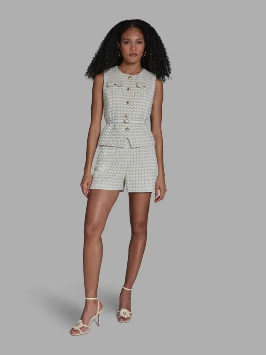 Жилет без рукавов с поясом, модель Button-Front Belted Vest BCBG — изображение 2 из 5, белый мульти