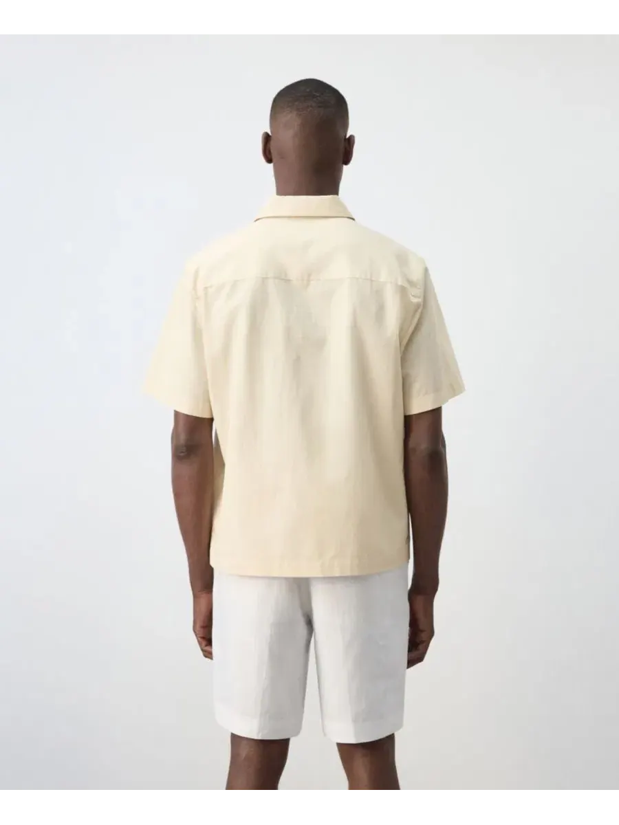 Мужская рубашка из хлопка и льна с коротким рукавом, модель Regular Fit MANGO — изображение 6 из 6, ванильный