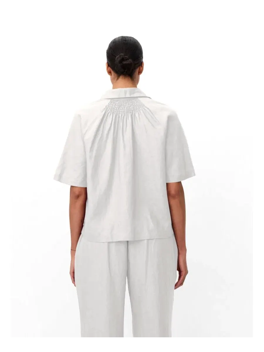Женская рубашка из льна Mairyssa Smock Back Linen Shirt Masai Copenhagen — изображение 3 из 6, белый