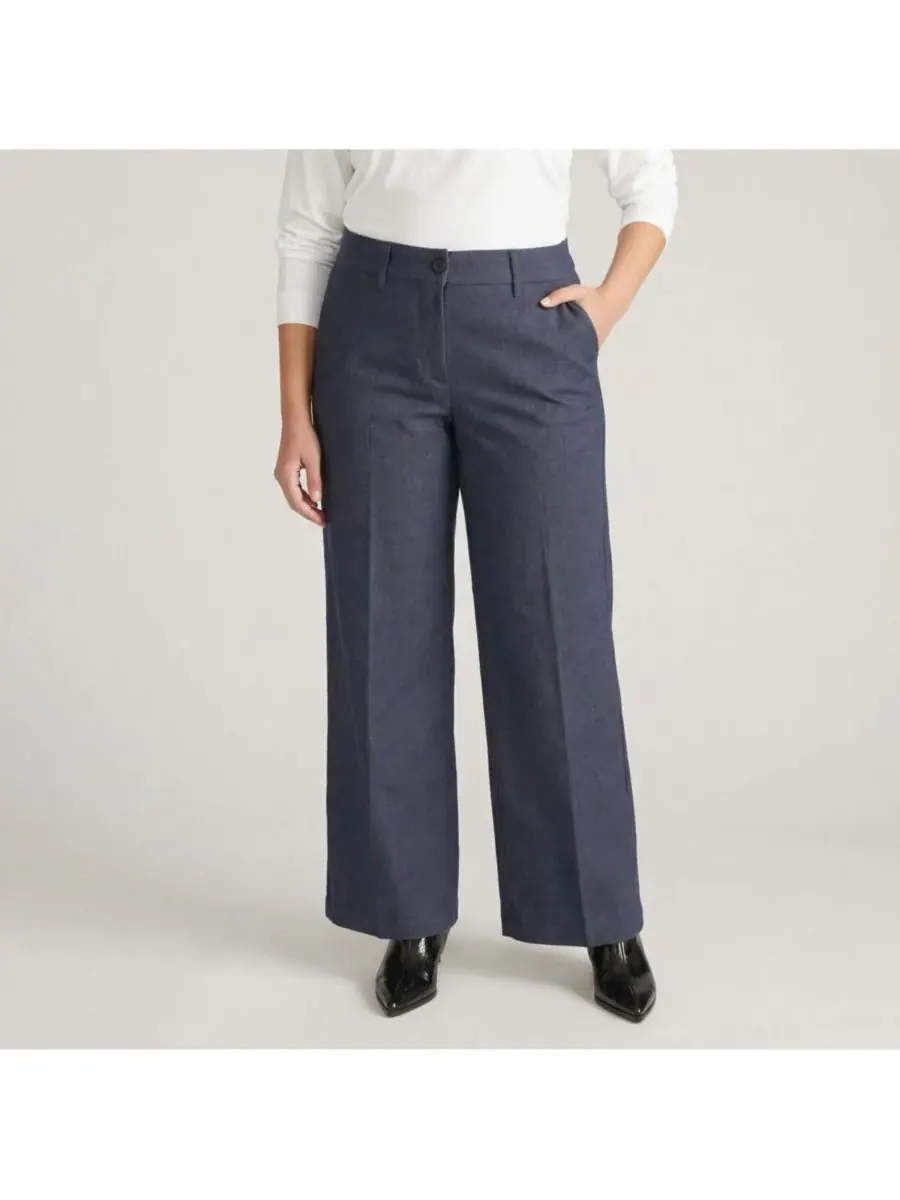 Брюки Nova Denim Look больших размеров Universal Standard