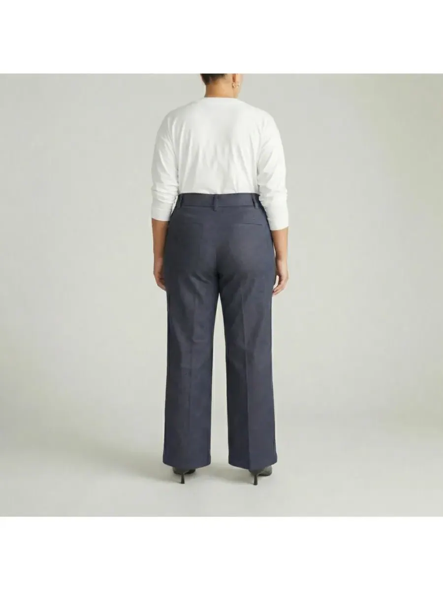 Брюки Nova Denim Look больших размеров Universal Standard — изображение 2 из 4, темный индиго