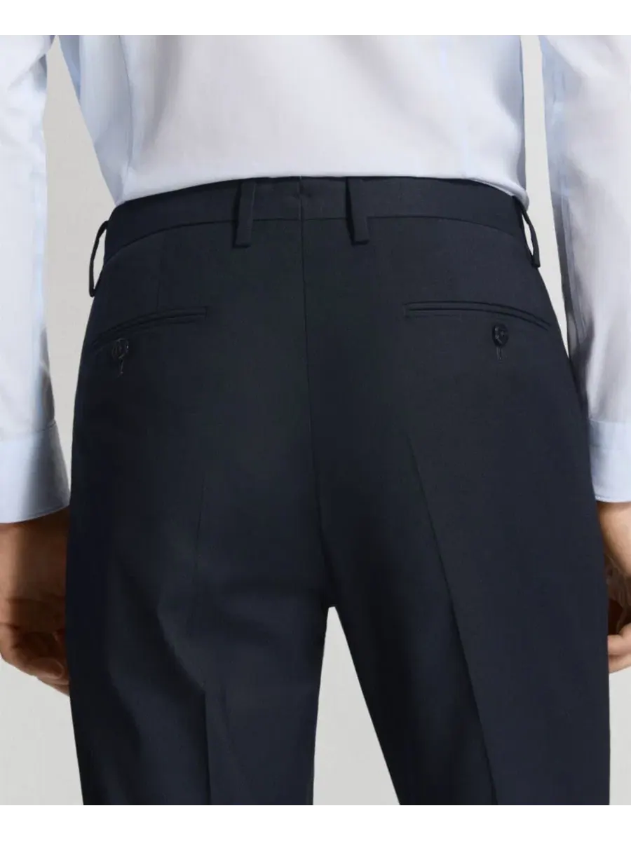 Брюки классические мужские с защипами Milan Slim-Fit MANGO — изображение 4 из 7, темно-синий