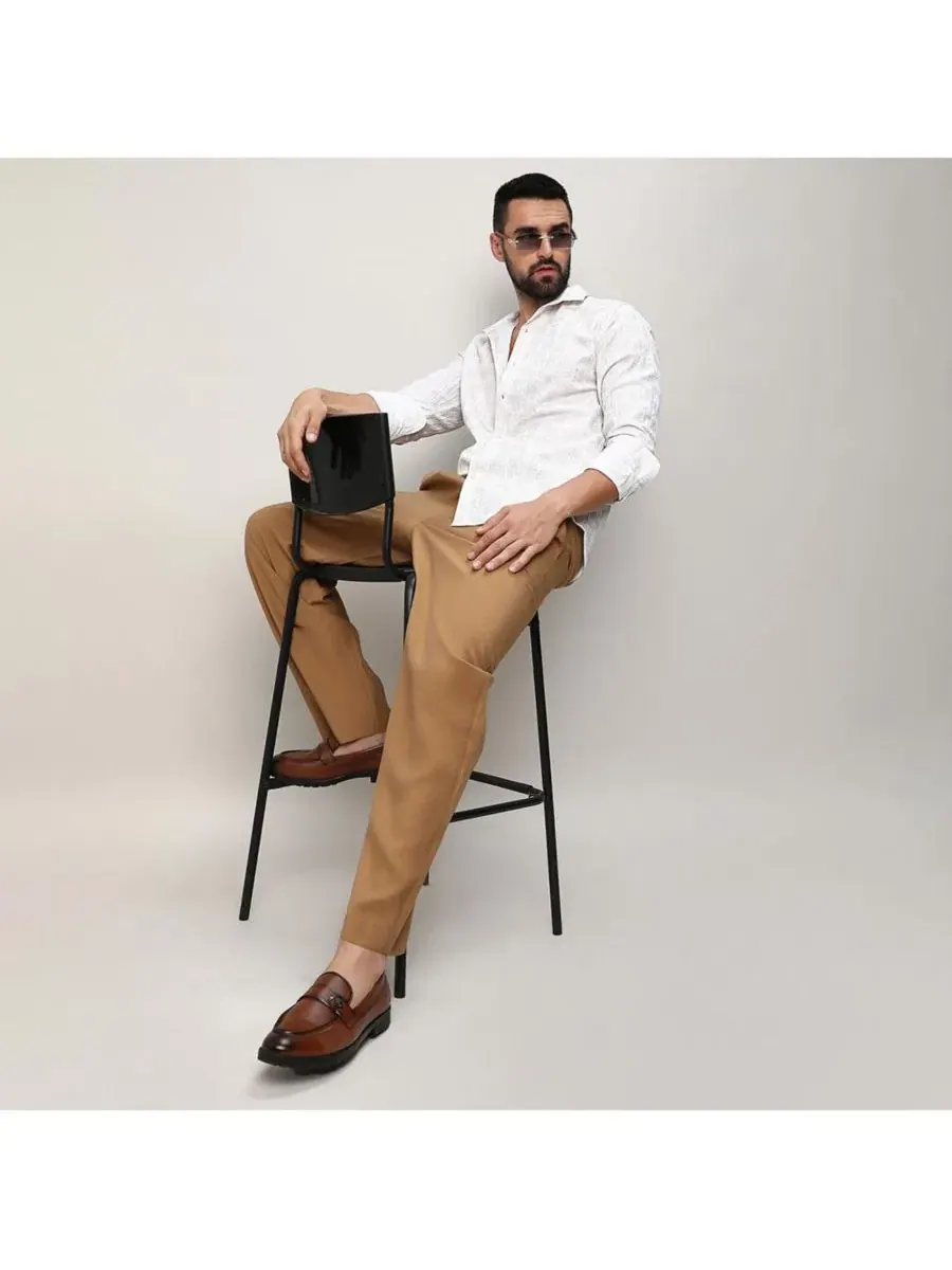 Мужская рубашка с длинным рукавом Foil-Creased Shirt Campus Sutra — изображение 3 из 8, белый
