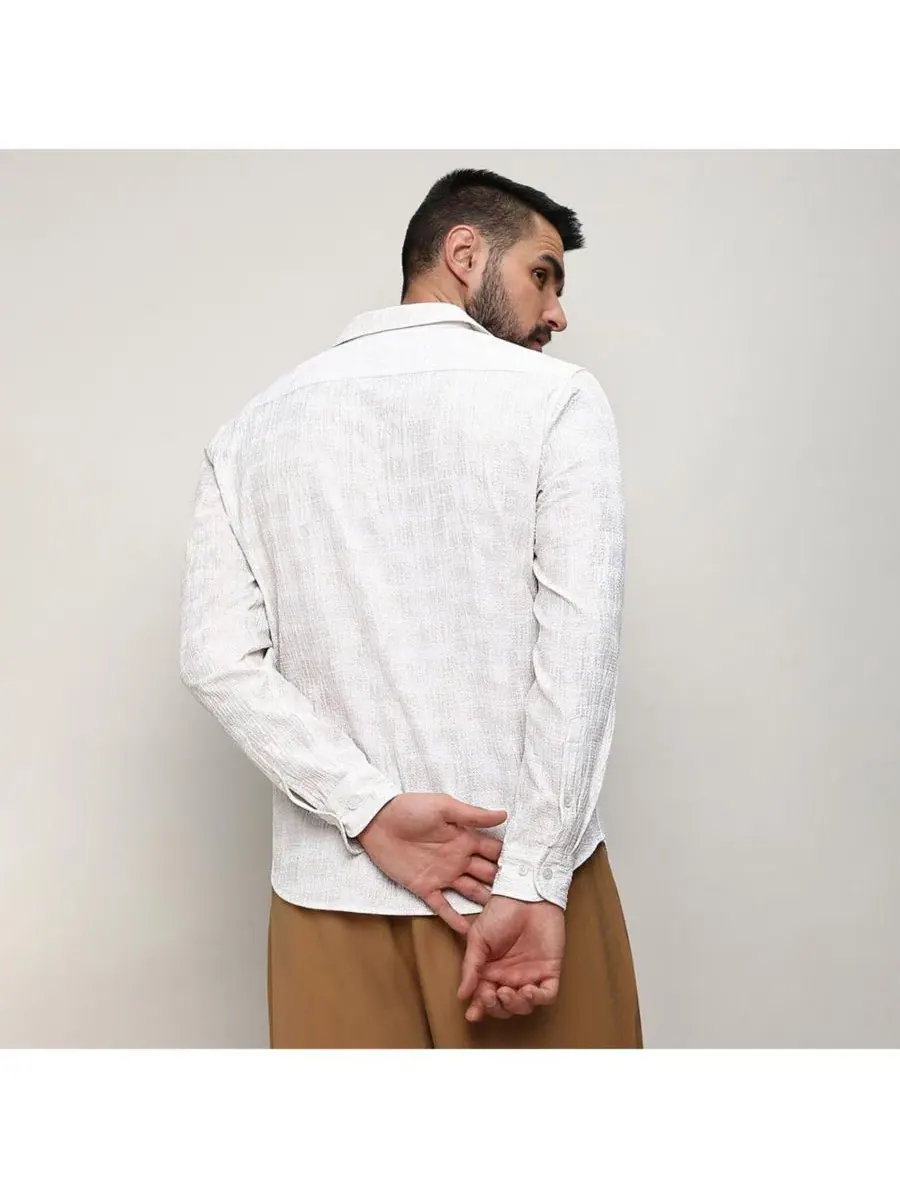 Мужская рубашка с длинным рукавом Foil-Creased Shirt Campus Sutra — изображение 8 из 8, белый