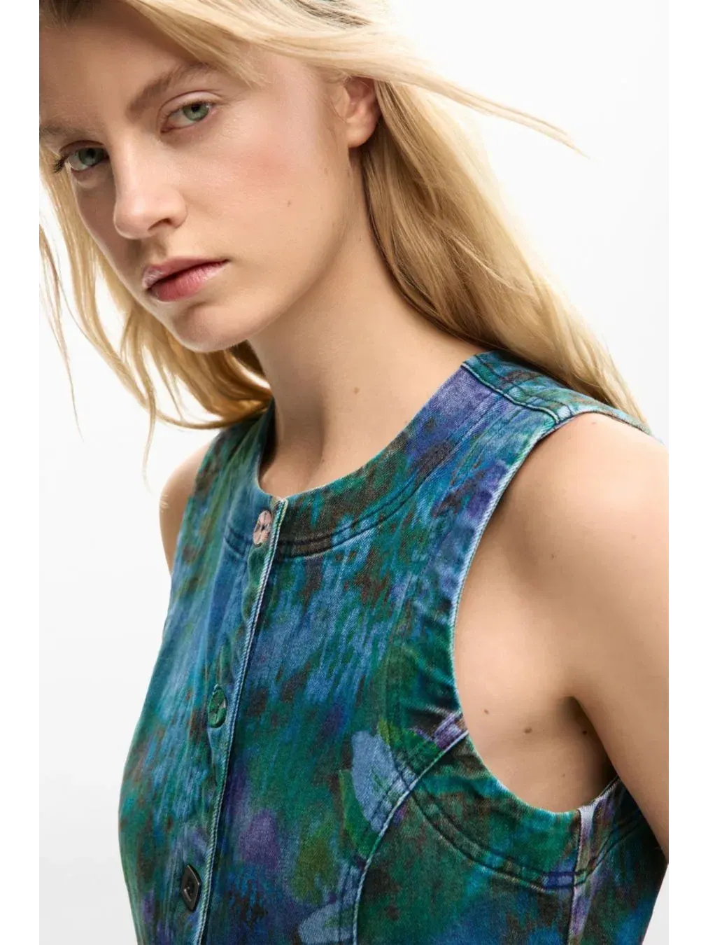Женское джинсовое садовое платье Desigual — изображение 3 из 6, темный синий