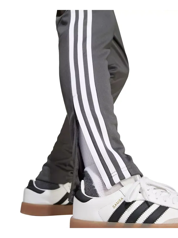 Брюки для тренировок Tiro 25 Essentials для мальчиков старшего возраста adidas — изображение 3 из 6, серый белый