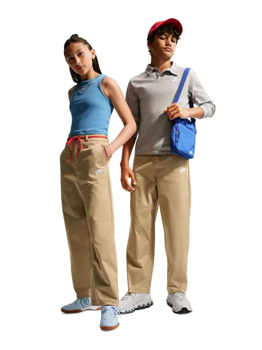 Брюки прямого кроя Nike Sportswear Club — изображение 2 из 7, бежевый/белый