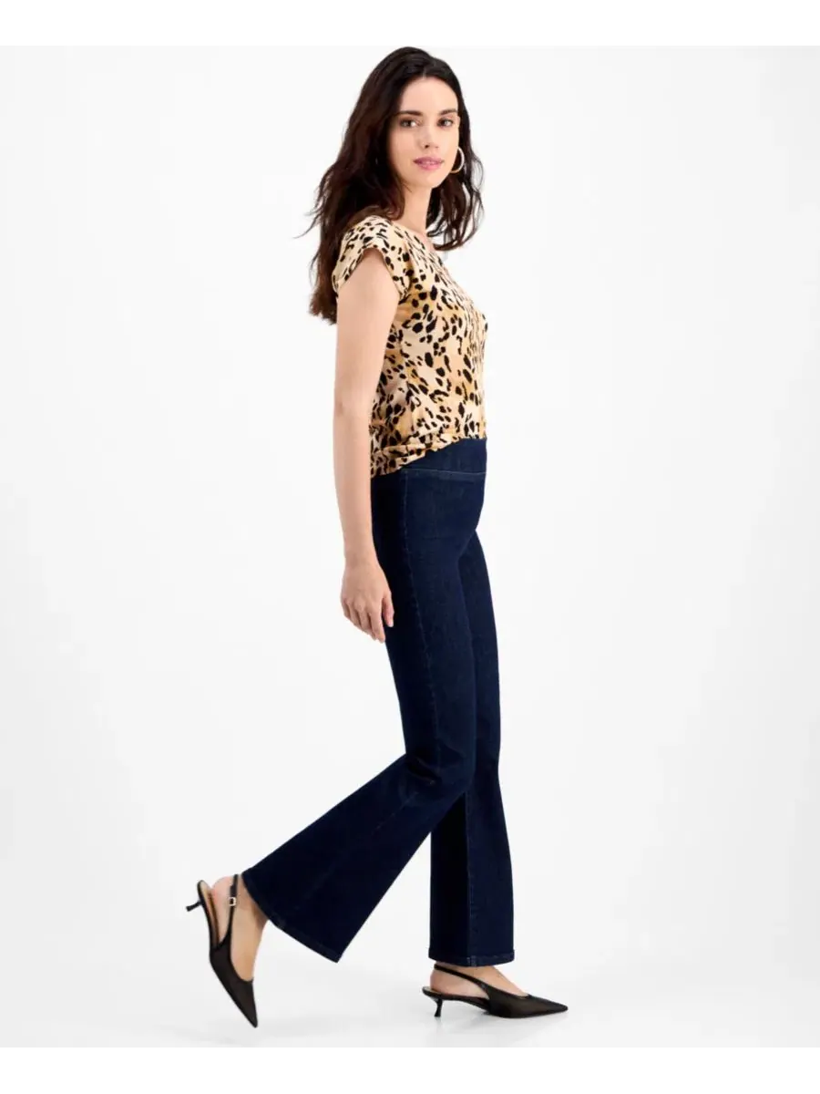 Джинсы-клеш с высокой посадкой Petite High-Rise Pull-On Flared Jeans I.N.C. International Concepts — изображение 3 из 4