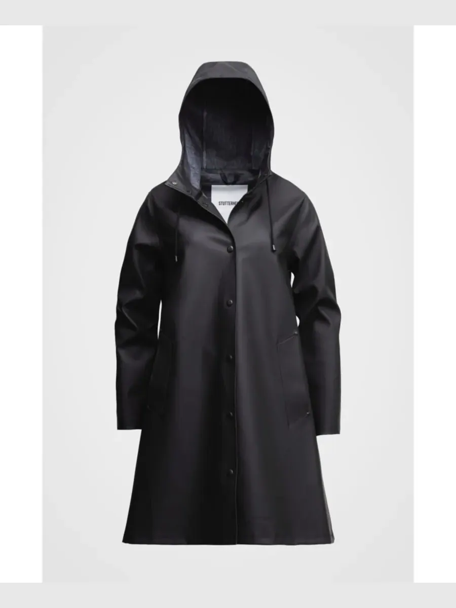 Плащ Mosebacke с капюшоном и длинными рукавами Stutterheim — изображение 2 из 8, черный