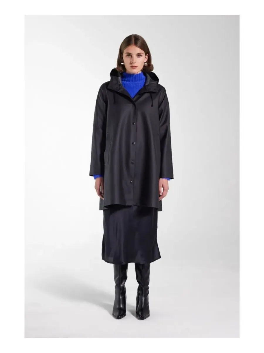 Плащ Mosebacke с капюшоном и длинными рукавами Stutterheim — изображение 3 из 8, черный