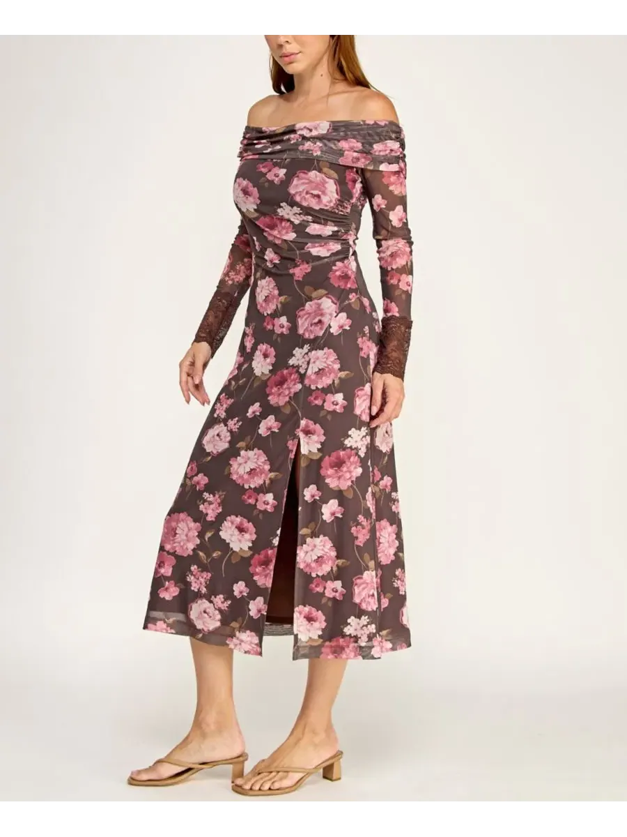 Платье-миди с цветочным принтом, модель Off-The-Shoulder Long-Sleeve Floral Printed Mesh Midi Dress — изображение 9 из 12