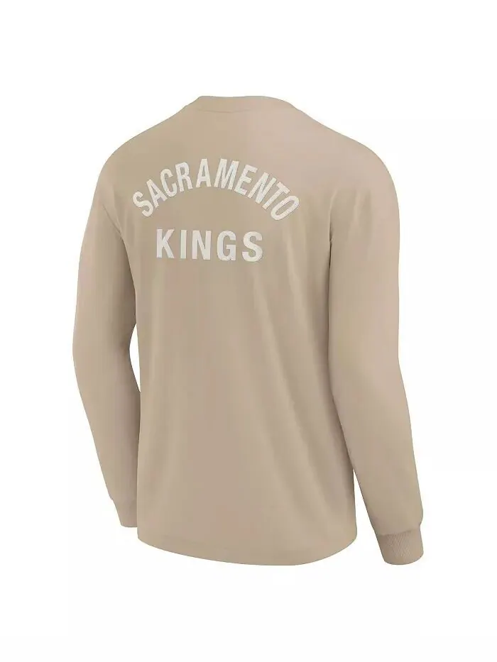 Мужская и женская супермягкая футболка цвета хаки Sacramento Kings Elements с длинным рукавом — изображение 3 из 3