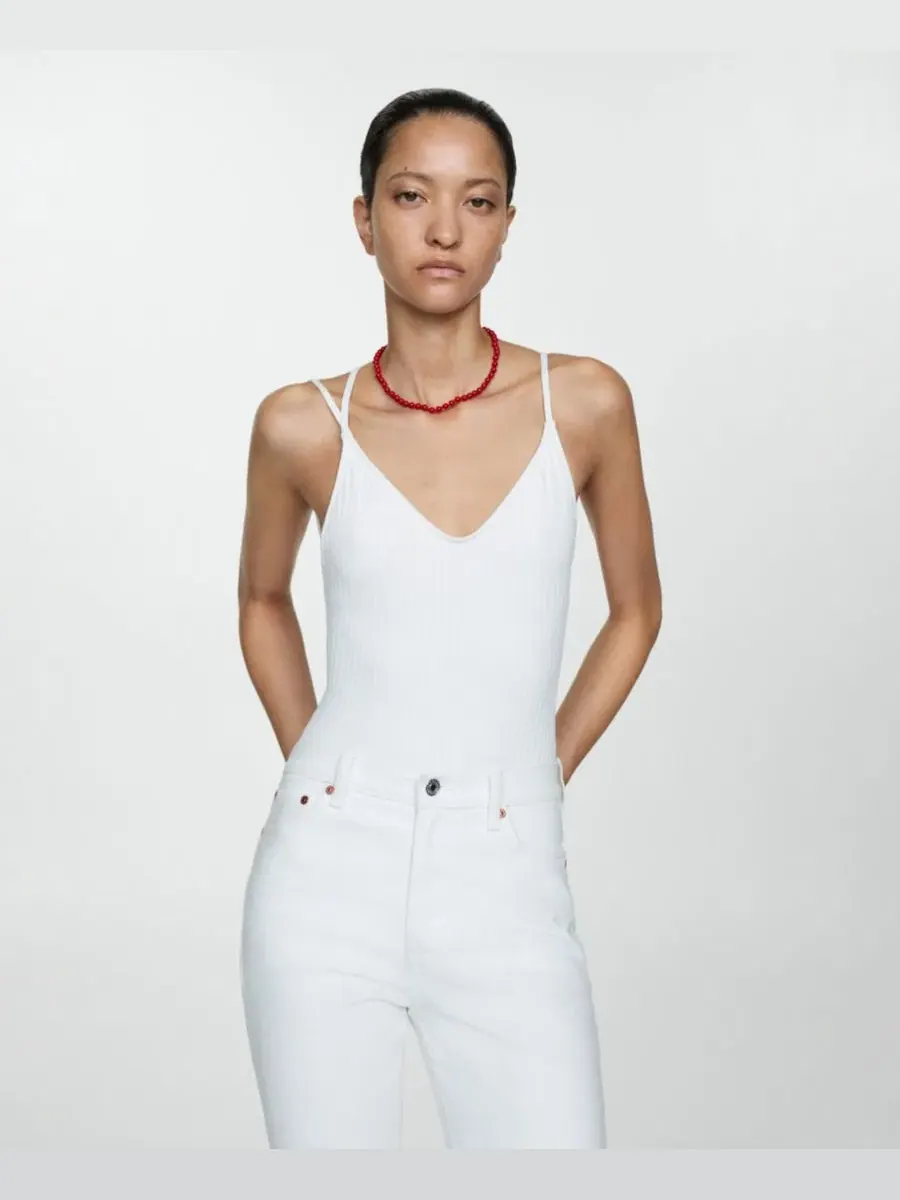 Джинсы скинни укороченные Claudia Slim Crop Waxed MANGO — изображение 6 из 9, белый