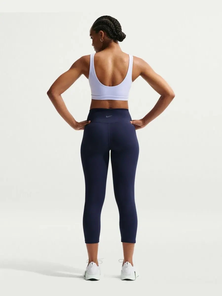 Спортивный бюстгальтер Nike One с средней поддержкой, с чашками — изображение 5 из 5, синий/белый
