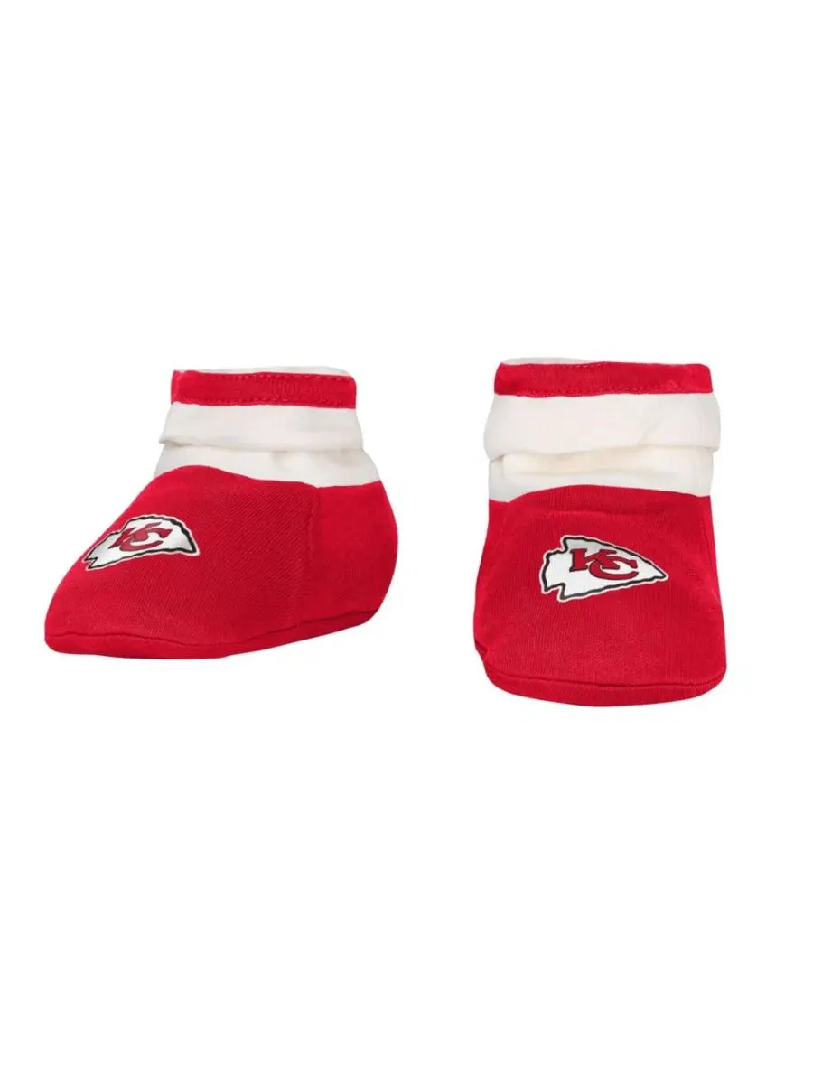 Комплект боди, слюнявчика и пинеток Kansas City Chiefs Up One Outerstuff — изображение 2 из 5, кремовый красный