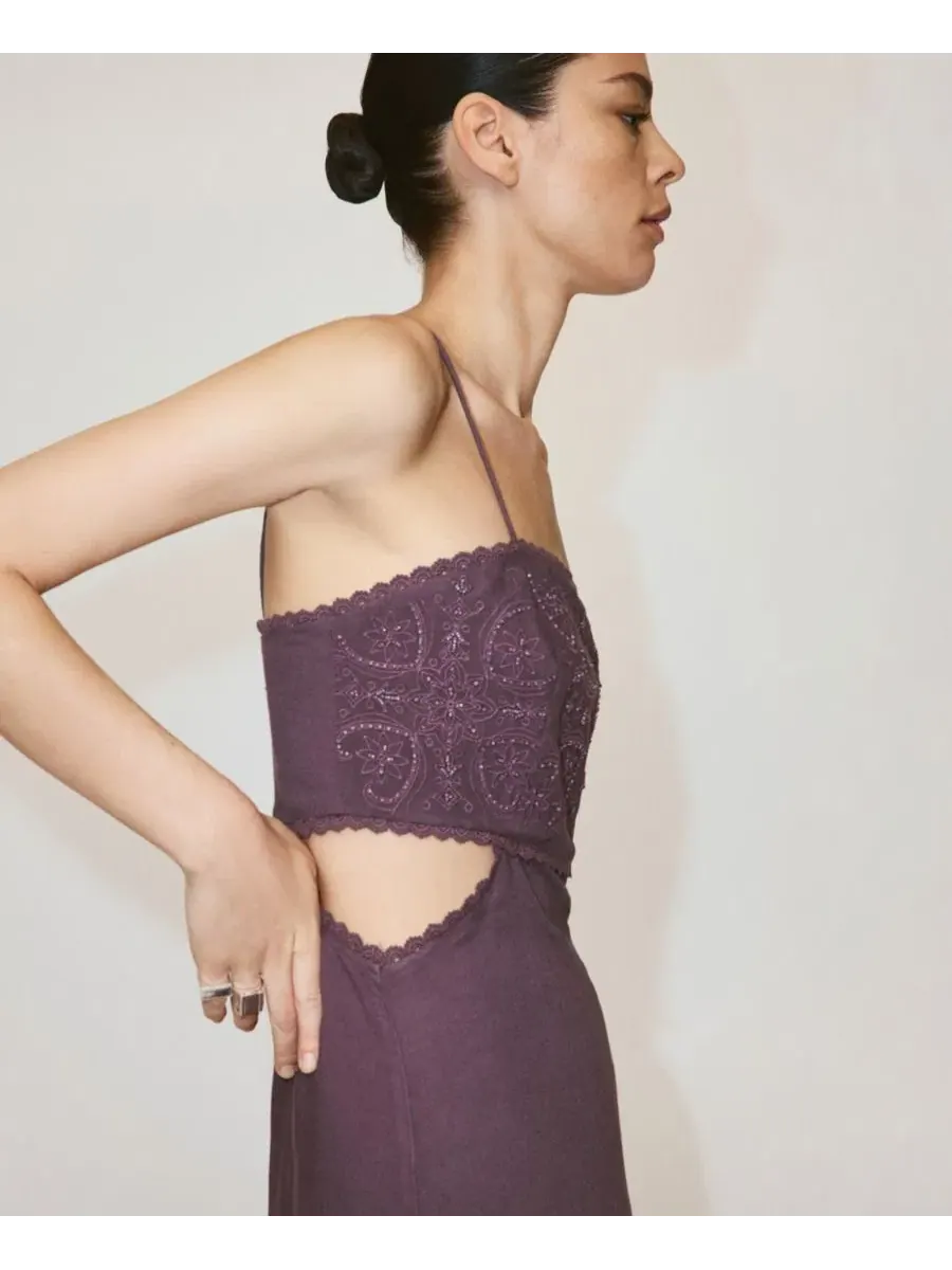 Платье с вышивкой и бисером, с боковыми вырезами, длинное, модель Cutout Embroidered Beaded MANGO — изображение 4 из 6