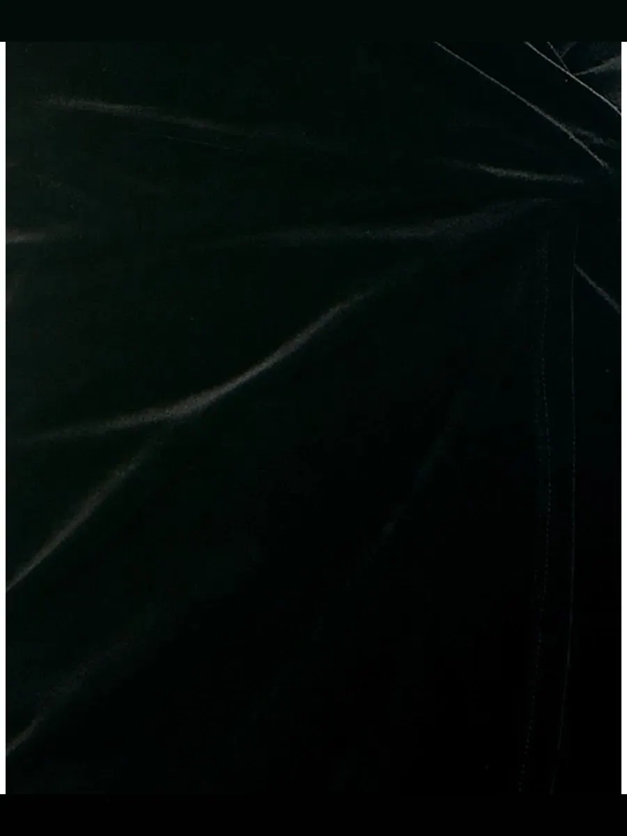 Платье мини из вельвета с запахом, с бахромой, модель Cowl Neck Velvet and Fringe Halter SENI & CADE — изображение 6 из 6