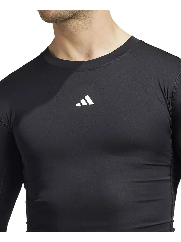 Мужская приталенная компрессионная рубашка с круглым вырезом Tech-Fit adidas — изображение 3 из 4, черный