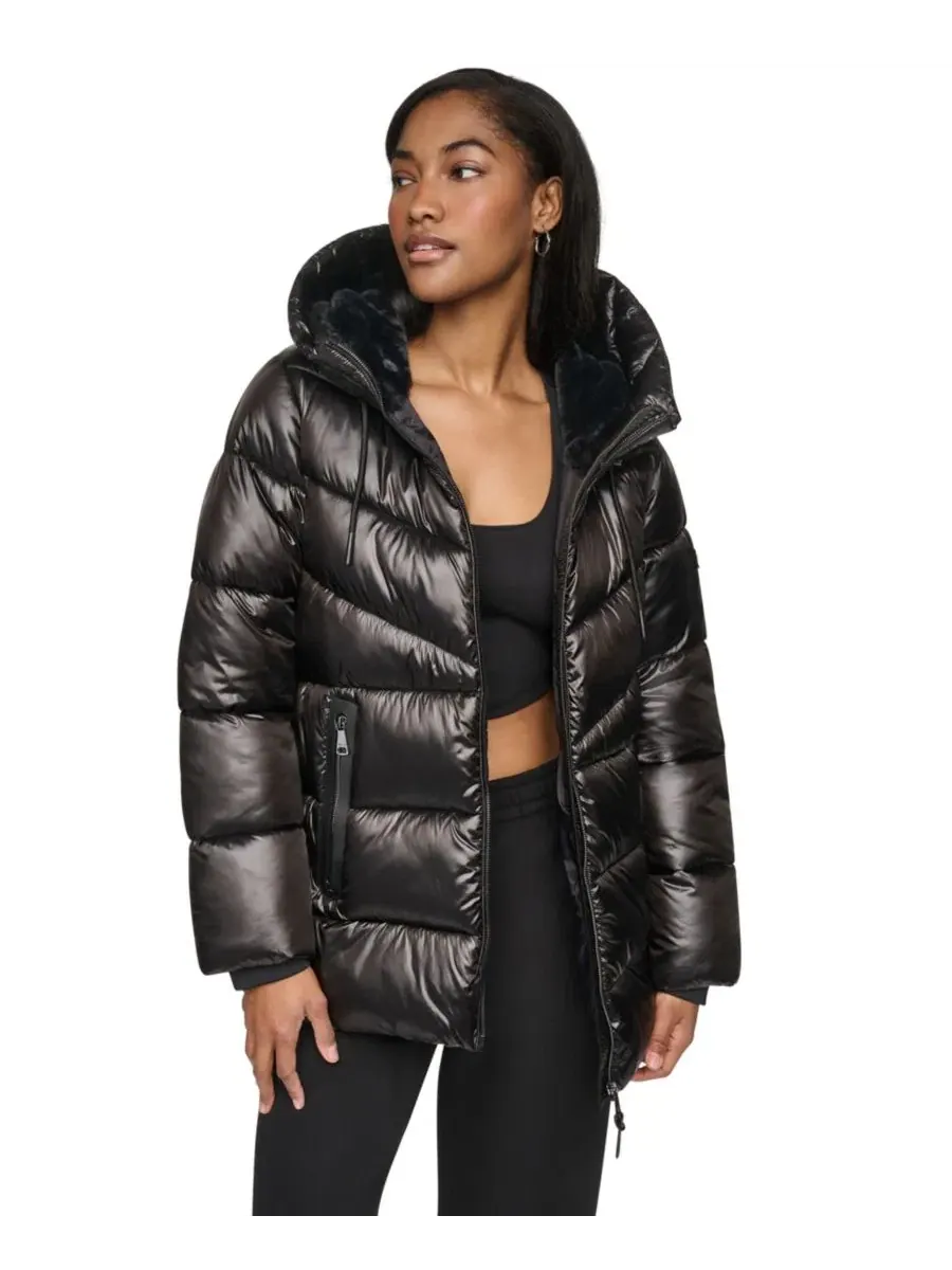 Блестящее стеганое пальто-пуховик с капюшоном Shine DKNY — изображение 1 из 10, черный