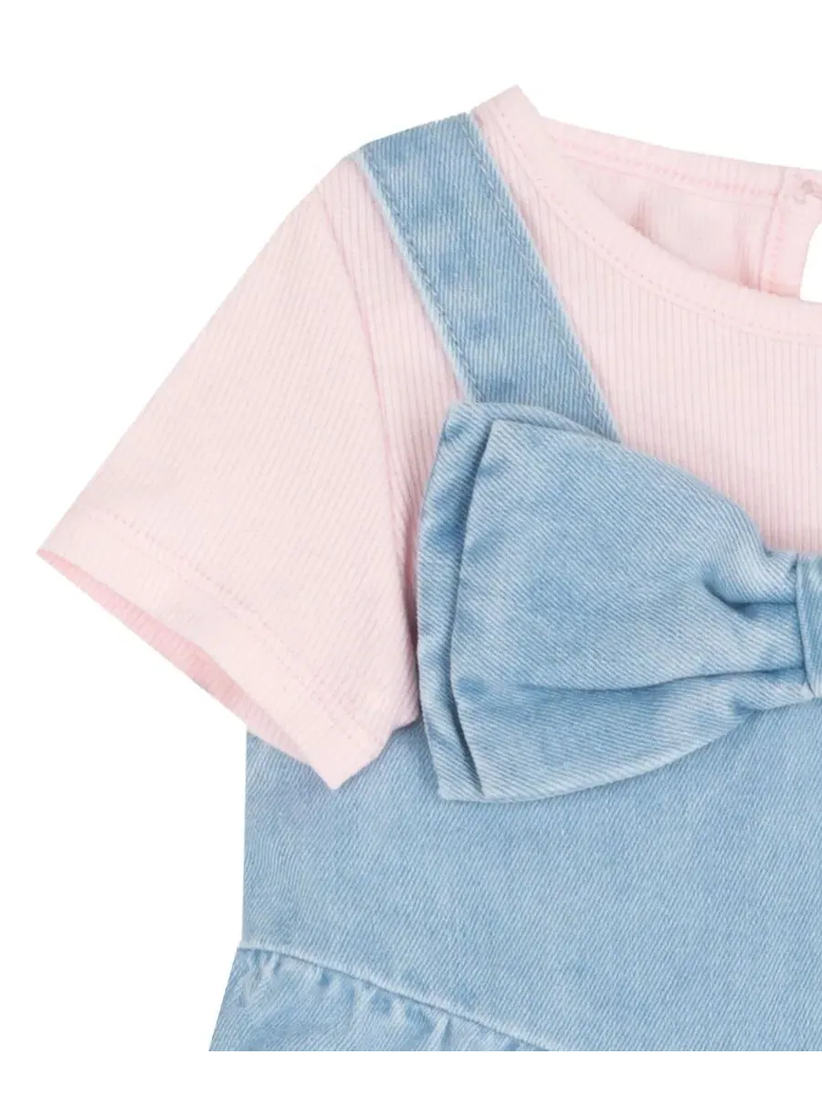 Комплект из боди и джинсового сарафана с бантом Denim Bow, без рукавов Rare Editions — изображение 5 из 6, джинсовый синий