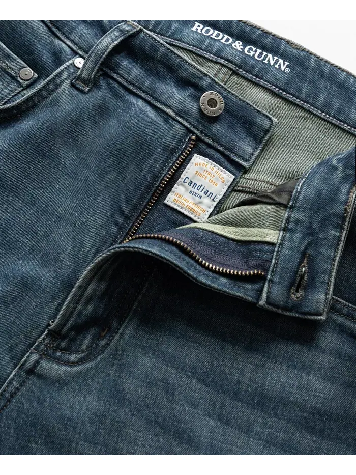 Мужские джинсы Kurow Relaxed Denim Rodd & Gunn — изображение 2 из 5, синий