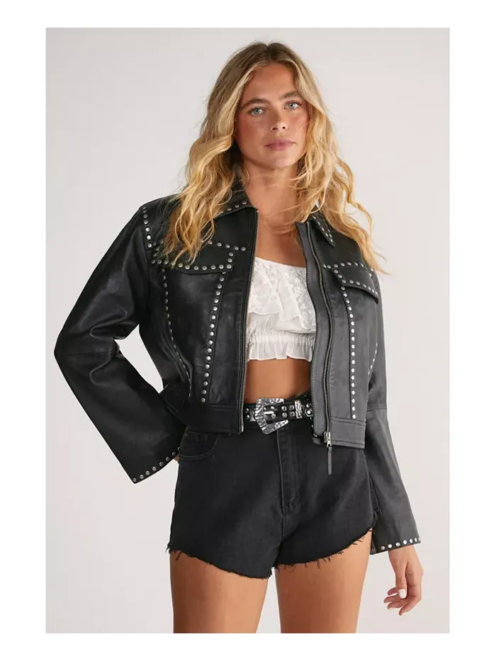 Женская кожаная укороченная куртка с заклепками Nasty Gal