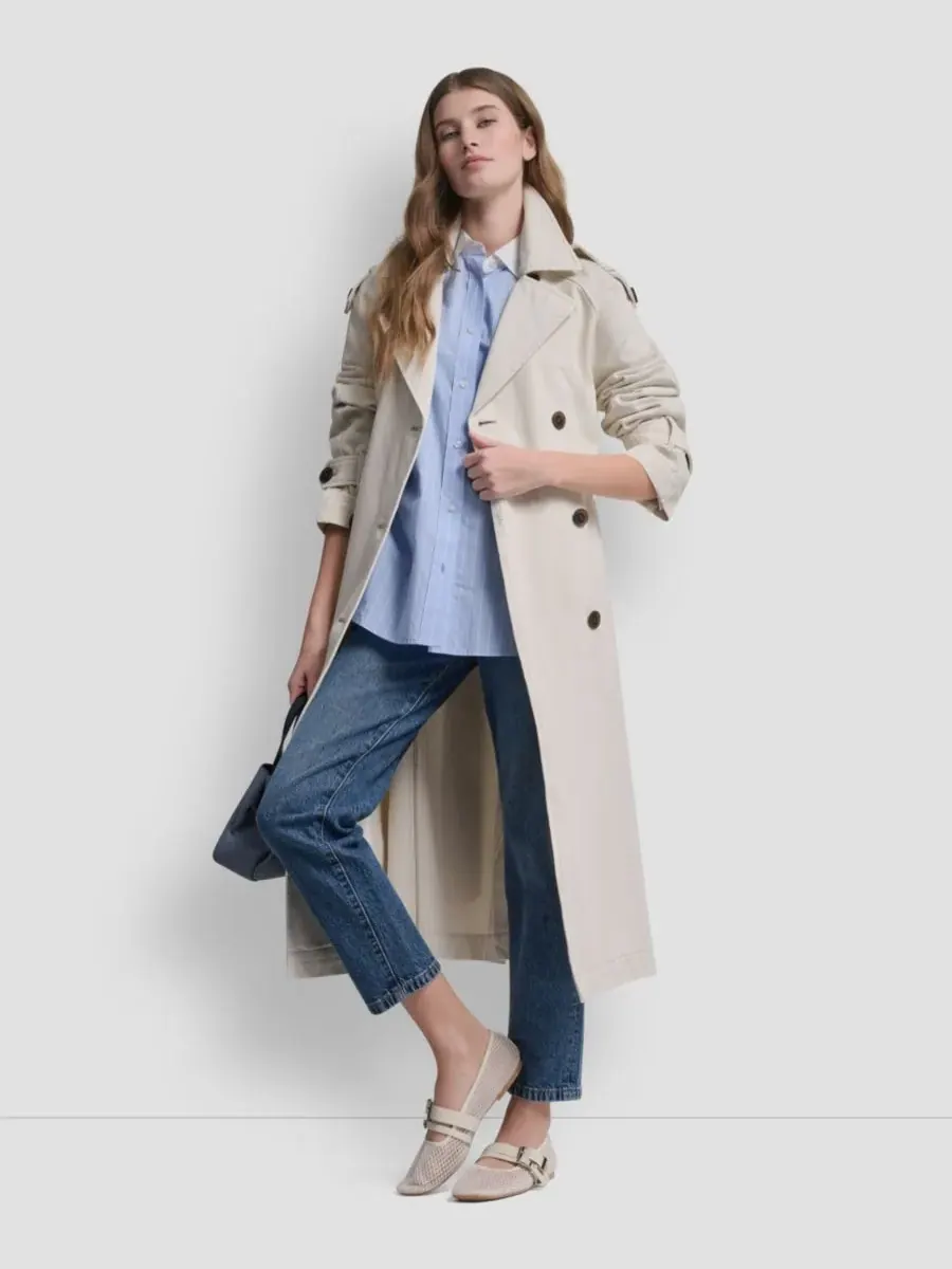 Женский двубортный джинсовый тренч с поясом DKNY — изображение 6 из 8, пергаментный