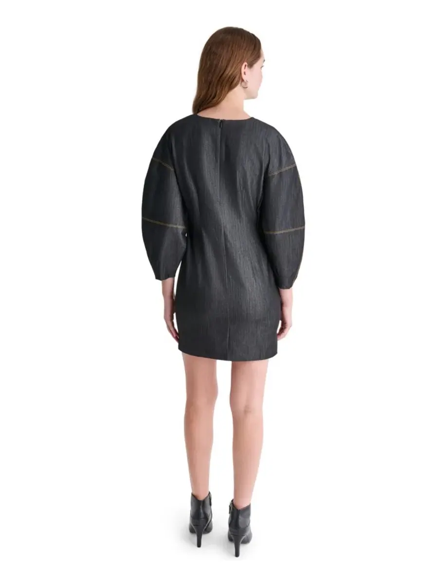 Платье-мини из денима с V-образным вырезом и рукавом 3/4 BCBG — изображение 5 из 7, черный