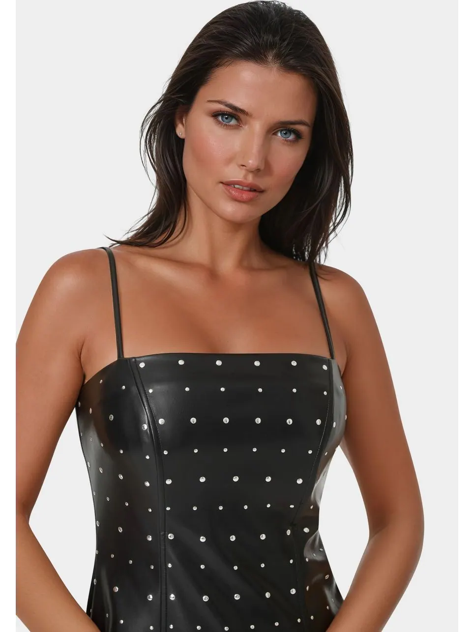 Женское мини-платье из искусственной кожи с заклепками Bebe — изображение 3 из 5, черный серебристый