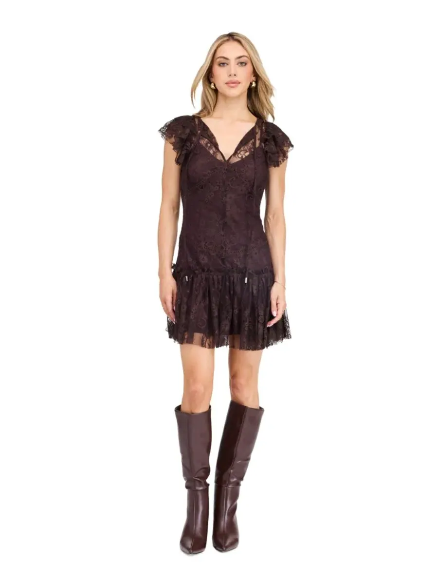 Платье-трапеция с кружевной отделкой и завязкой Aubrey Lace Floral Keyhole Mini Dress Kittenish — фиолетовый