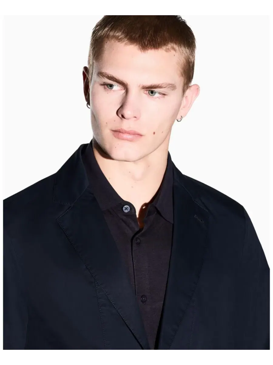 Мужская белая твиловая куртка A|X Armani Exchange — изображение 3 из 5, глубокий темно-синий