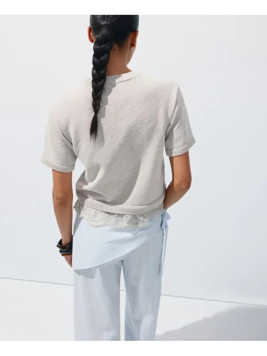 Женский джемпер с кружевной отделкой, короткий рукав, прямой крой, Ribbed Lace-Trimmed Jumper MANGO — изображение 4 из 4