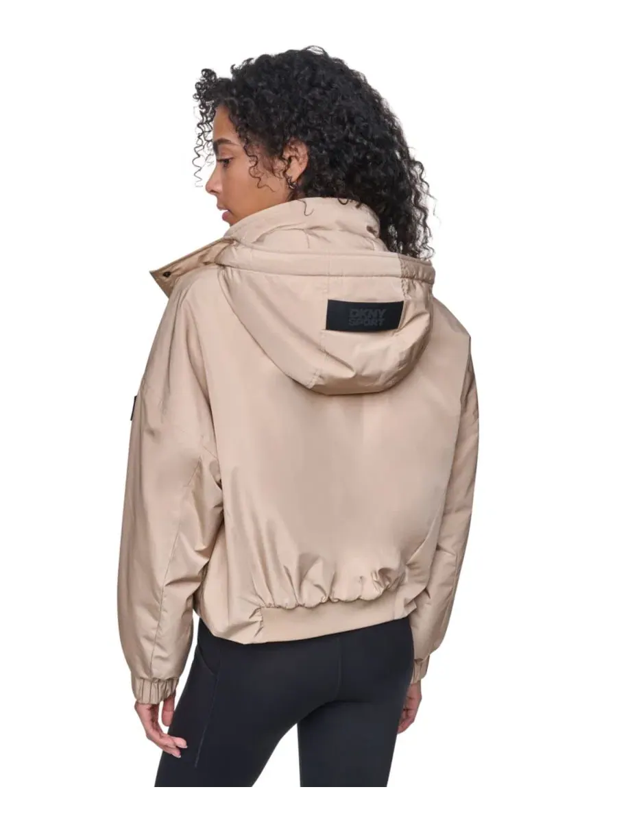 Женская куртка с капюшоном оверсайз DKNY Sport, Travertine Festive P — изображение 5 из 5