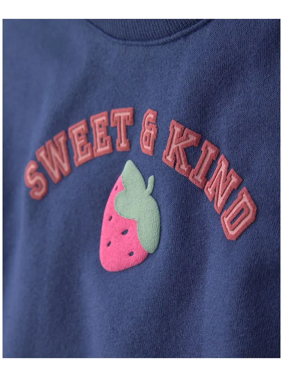 Комплект из свитшота и брюк с принтом Sweet & Kind Strawberry Graphic Carter's — изображение 3 из 6, темно-синий