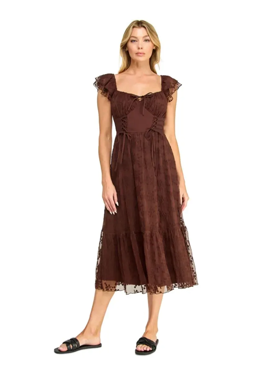 Платье-миди с длинным рукавом и кружевной отделкой, модель Sweetheart-Neck Flutter-Sleeve Lace Midi