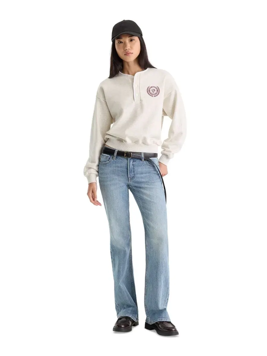 Женская футерная футболка-поло с длинным рукавом The Brushed Fleece Henley Neck Top Good American — изображение 2 из 4