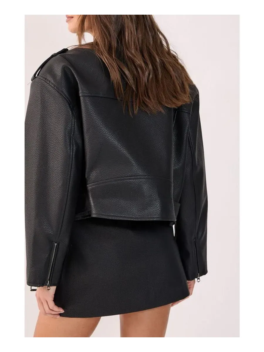 Женская байкерская куртка из искусственной кожи с поясом Nasty Gal — изображение 6 из 8, черный