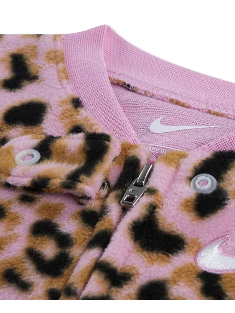 Детский комбинезон с принтом, с длинным рукавом, модель Allover Printed Footed Nike — изображение 3 из 4, розовый