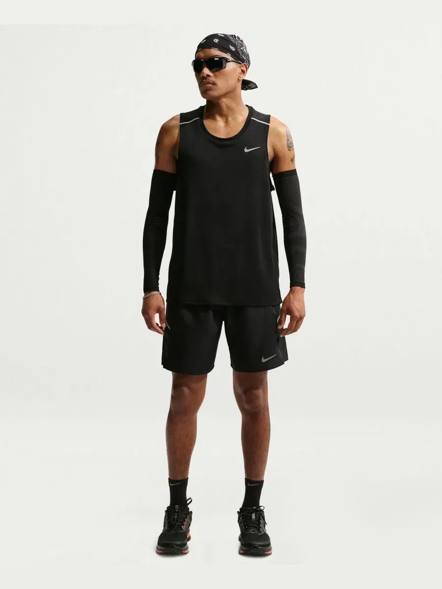 Беговая майка Miler Dri-FIT Nike