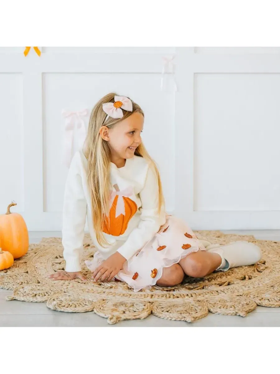 Детский свитер с принтом Coquette Pumpkin Sweet Wink — изображение 5 из 6, белый