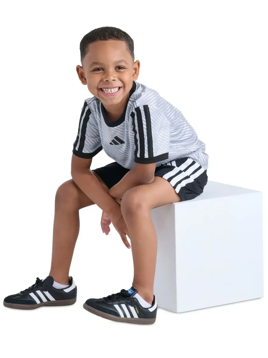 Детский комплект из футболки и шорт с принтом (2T-7), размер 2T Adidas — изображение 9 из 9, черный/синий