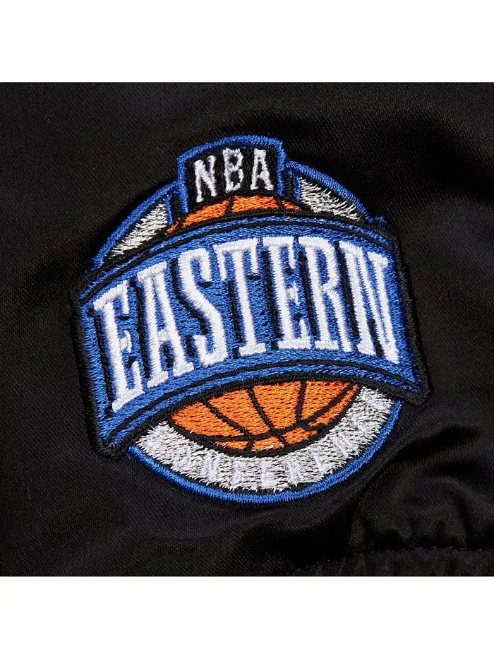 Мужская черная легкая атласная куртка на молнии Orlando Magic Hardwood Classics Team OG 3.0 — изображение 2 из 5