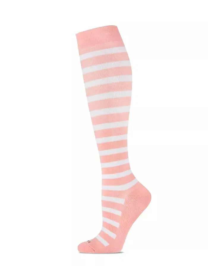Женские компрессионные носки Cabana Stripe Memoi — изображение 1 из 3