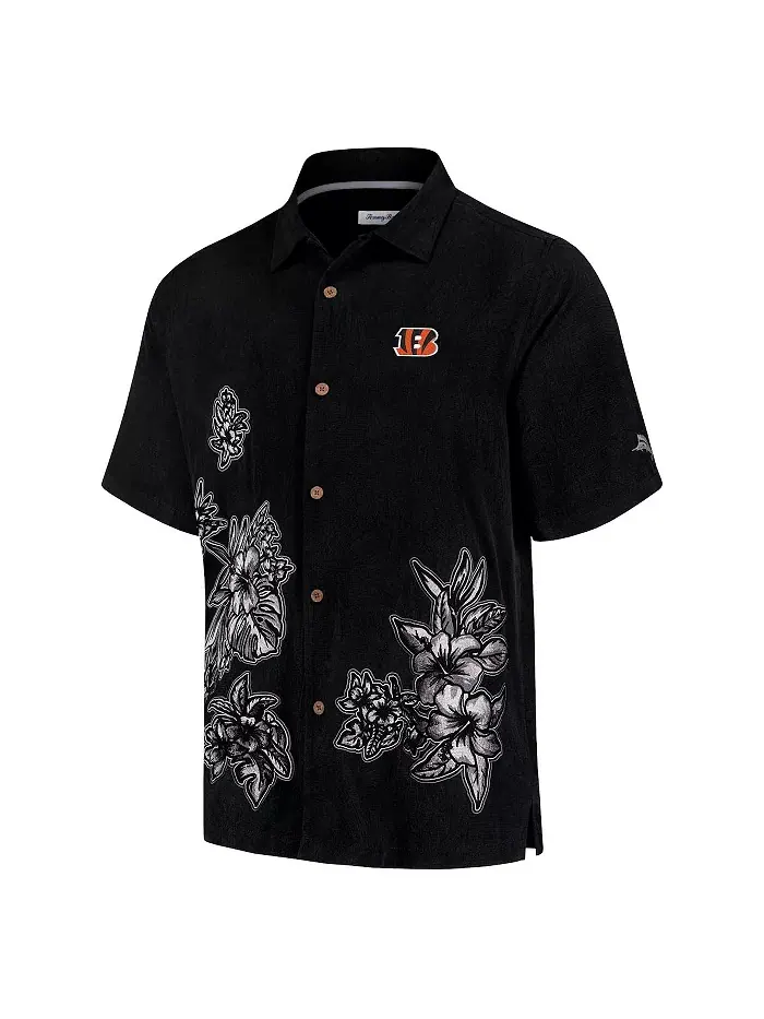 Мужская черная гавайская рубашка с пуговицами Cincinnati Bengals Hibiscus Camp Tommy Bahama — изображение 3 из 3