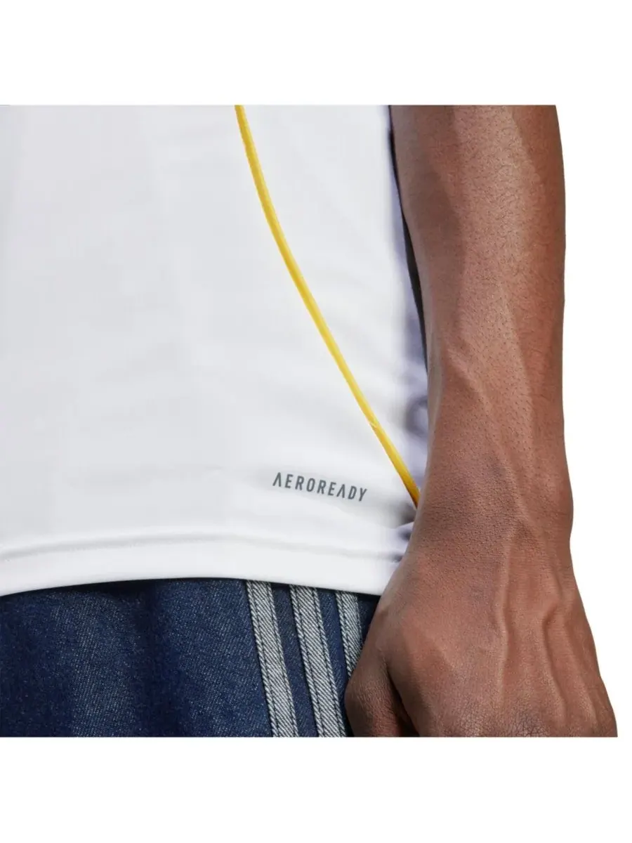 Adidas Мужская белая домашняя футболка-реплика "Реал Мадрид" сезона 2025/26 — изображение 2 из 5, белый