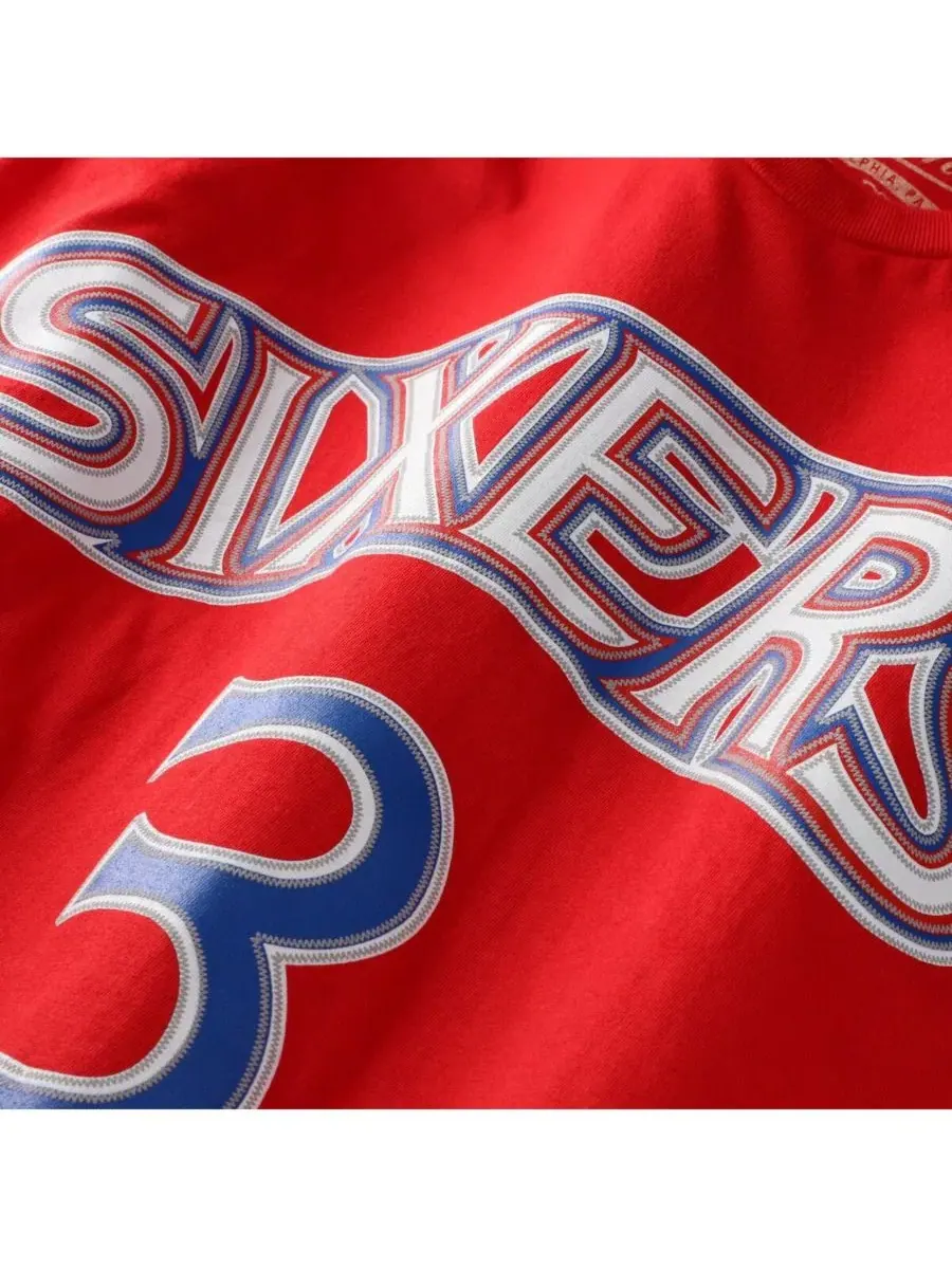 Мужская и женская красная футболка Аллена Айверсона из команды Philadelphia 76ers Hardwood Classics — изображение 4 из 5