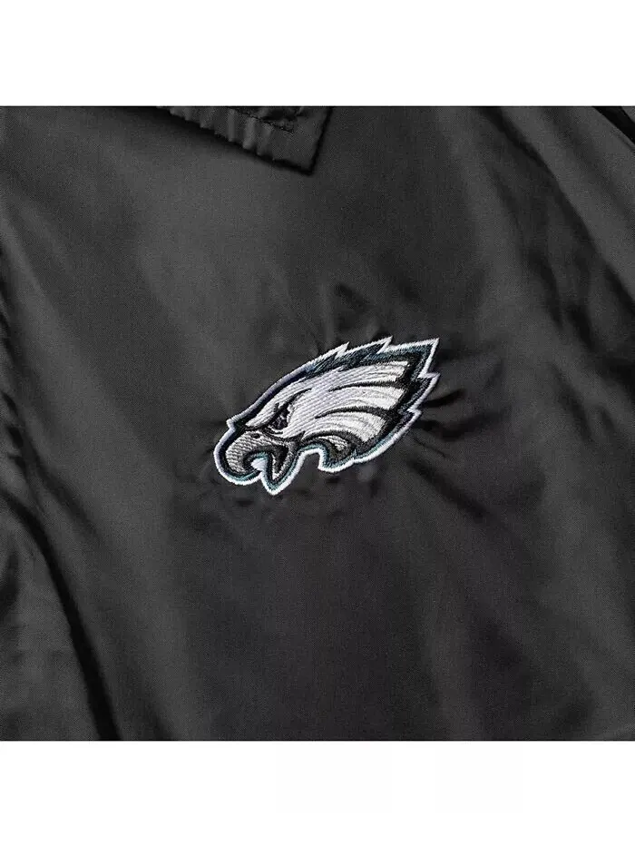 Мужская черная классическая ветровка Philadelphia Eagles Coaches с застежкой-реглан на все кнопки — изображение 2 из 8