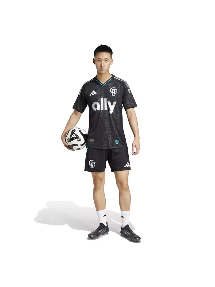 Мужские шорты Charlotte FC Away 2025 Fortress Kit Authentic черные adidas — изображение 2 из 5