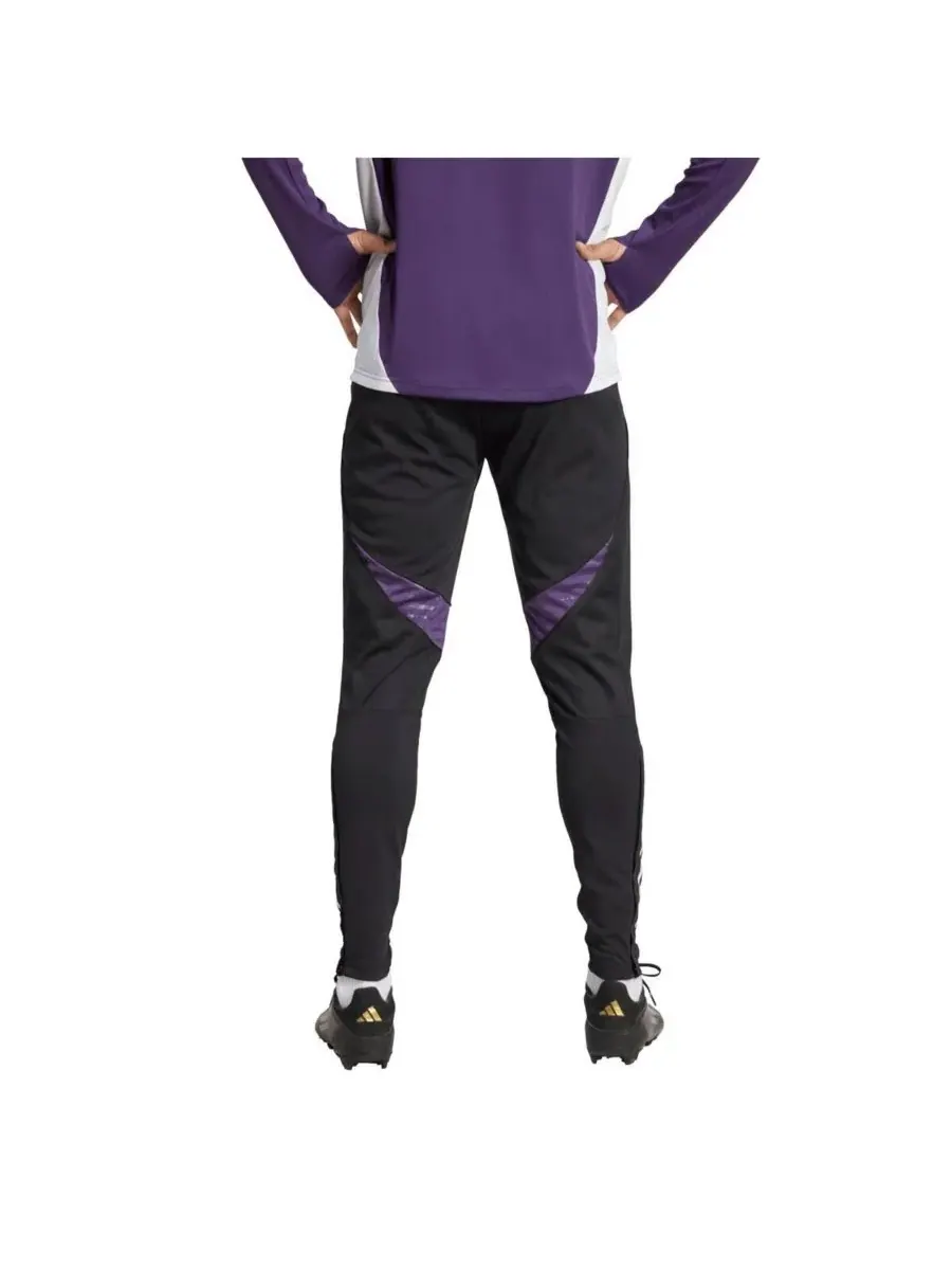 Adidas Мужские черные тренировочные штаны AEROREADY "Манчестер Юнайтед" сезона 2025/26 — изображение 2 из 3, черный
