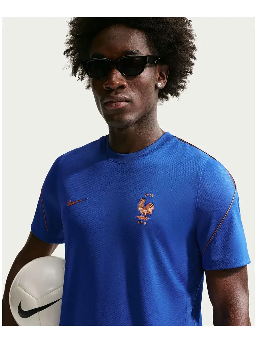 Футболка Nike FFF Strike с коротким рукавом и технологией Dri-FIT, Slim Fit — изображение 2 из 5